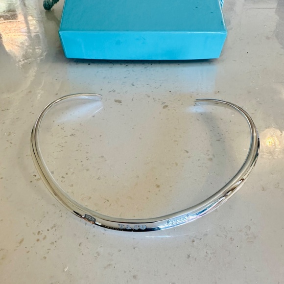 Tiffany Choker - Picture 2 of 7